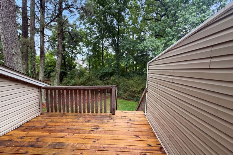 Photo 15 of 18 of 104 Arbuckle Ln, Cary, NC