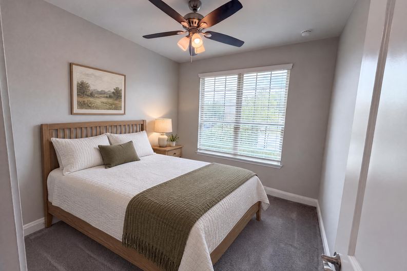 Photo 11 of 18 of 306 Duroc Dr, Hutto, TX