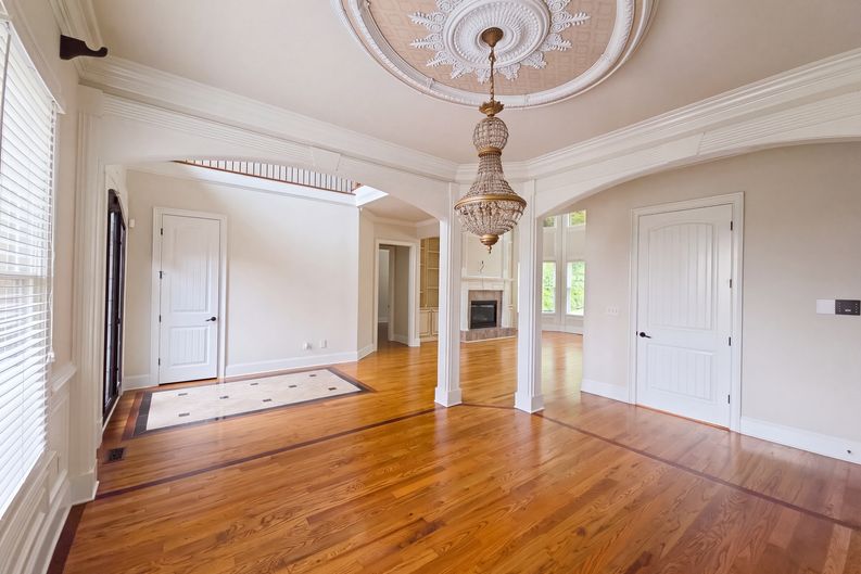 Photo 7 of 35 of 2711 Wildflower Way, Hoschton, GA