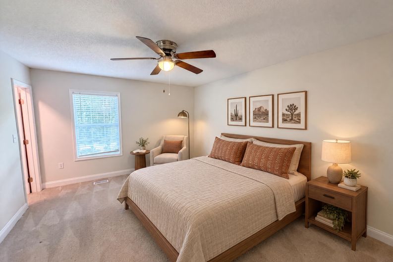 Photo 13 of 25 of 930 Marshall Dr, Concord, NC