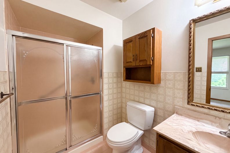 Photo 15 of 21 of 3679 Vago Ln, Florissant, MO
