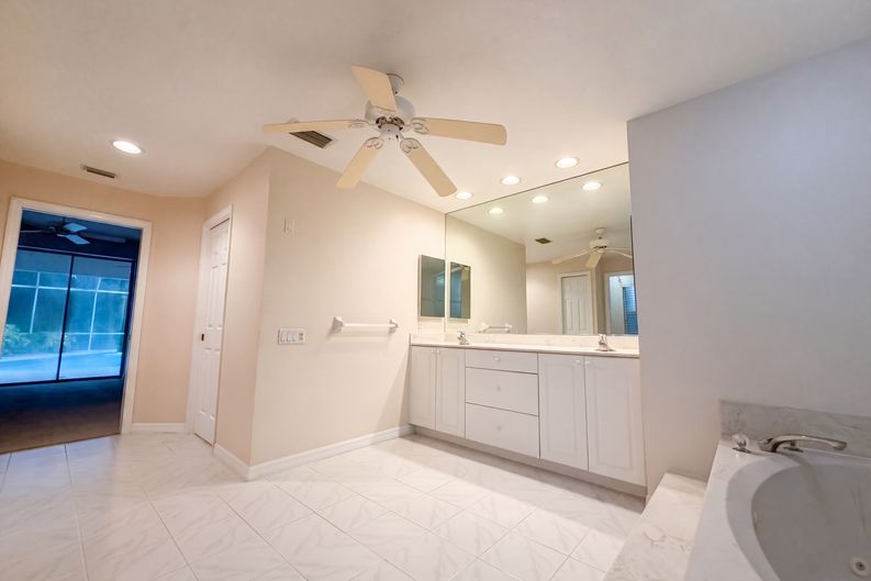Photo 24 of 31 of 2146 Calusa Lakes Blvd, Nokomis, FL
