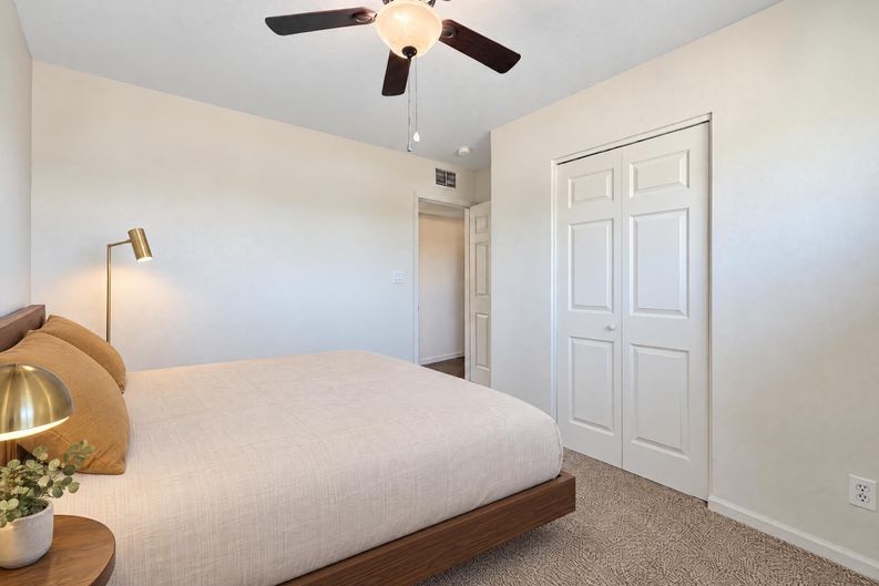Photo 17 of 21 of 2221 W Altadena Ave, Phoenix, AZ