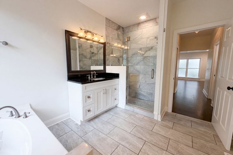 Photo 17 of 30 of 2298 Camden Dr SW, Marietta, GA