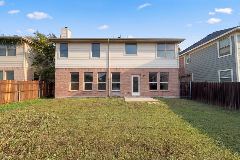 Photo 5 of 23 of 424 Cypress Hill Dr, McKinney, TX