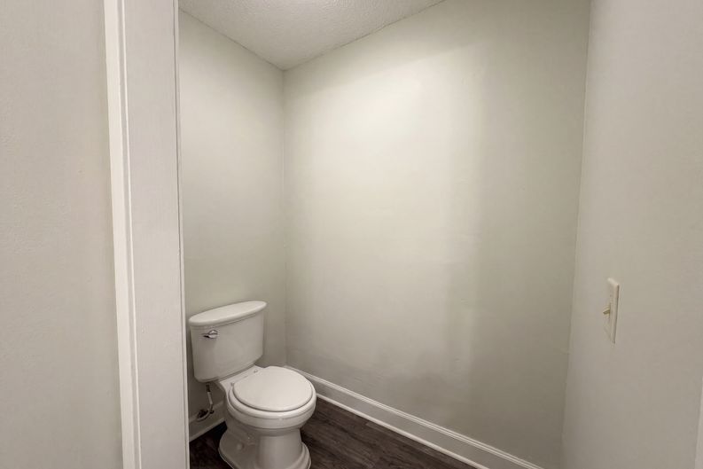 Photo 12 of 23 of 1328 Baffin Bay Rd, Columbia, SC