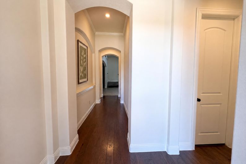 Photo 11 of 22 of 10832 Frost Pl, McKinney, TX