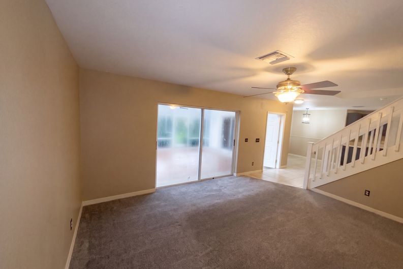 Photo 3 of 19 of 1538 N Lawnwood Cir, Fort Pierce, FL