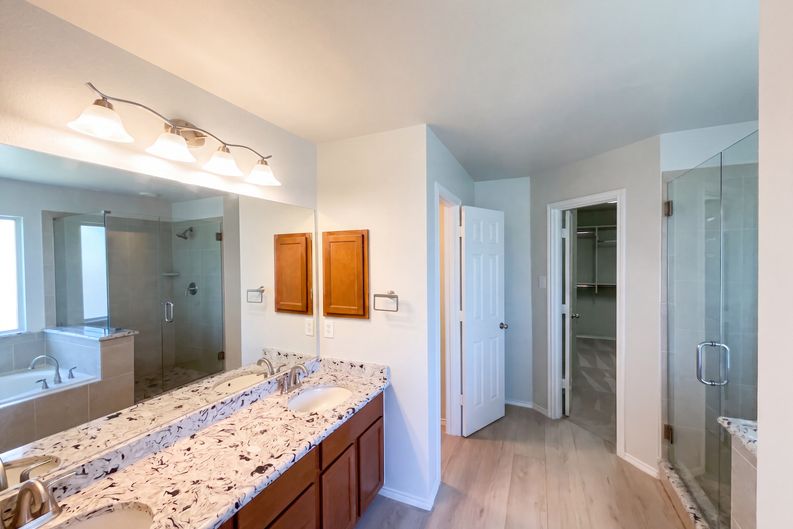 Photo 15 of 24 of 137 Deerwood Oaks, Boerne, TX