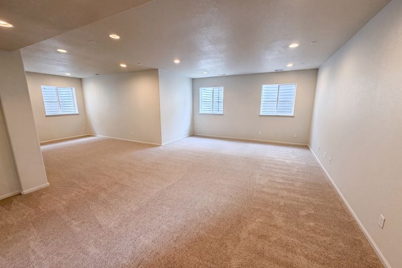 Photo 19 of 32 of 2802 S Ireland Way, Aurora, CO