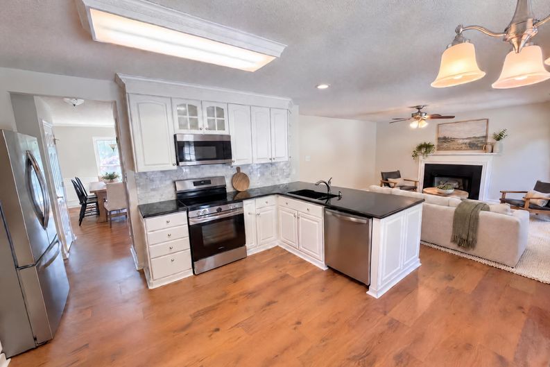 Photo 29 of 35 of 3737 Winterberry Ct NW, Concord, NC