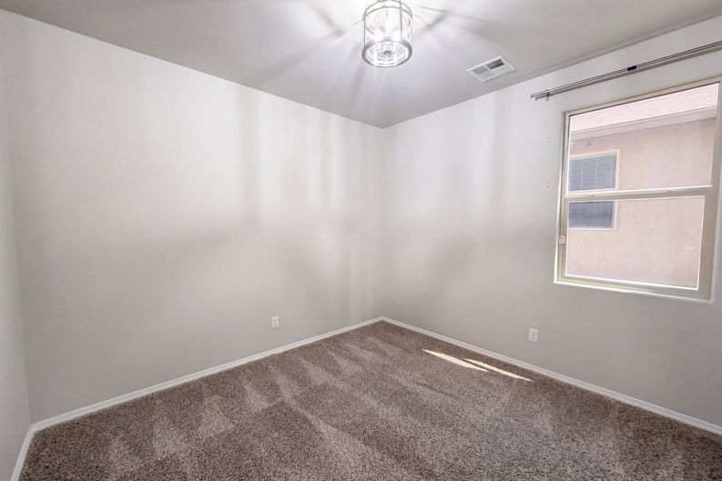 Photo 10 of 24 of 6384 Red Falcon Dr NE, Rio Rancho, NM
