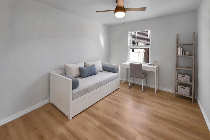 Photo 12 of 16 of 9618 Tamalpais Dr, Dallas, TX