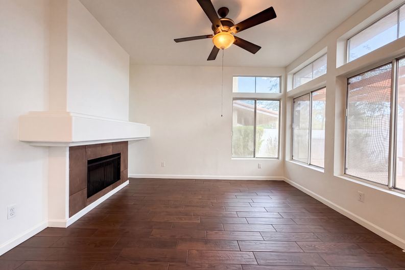 Photo 9 of 22 of 7504 Holloran Ct, Las Vegas, NV