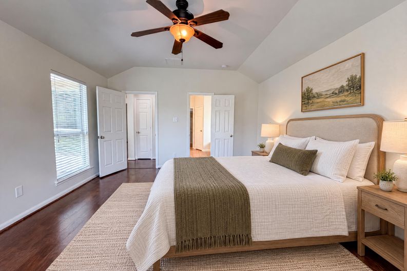 Photo 14 of 20 of 6843 Tammany Manor Ln, Spring, TX