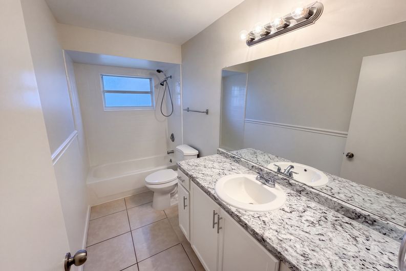 Photo 22 of 31 of 208 Robin Rd, Altamonte Springs, FL