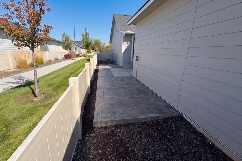 Photo 18 of 22 of 4998 W Thornapple Dr, Meridian, ID