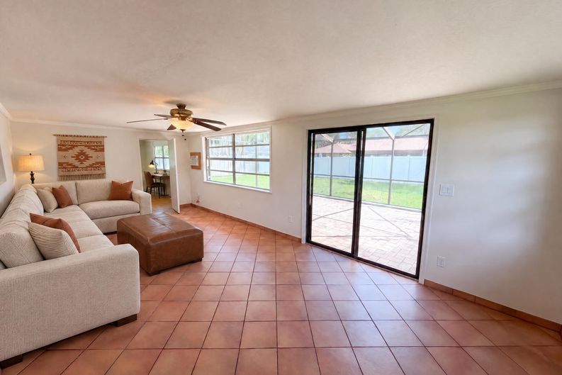 Photo 11 of 30 of 2617 S Fairway Dr, Melbourne, FL