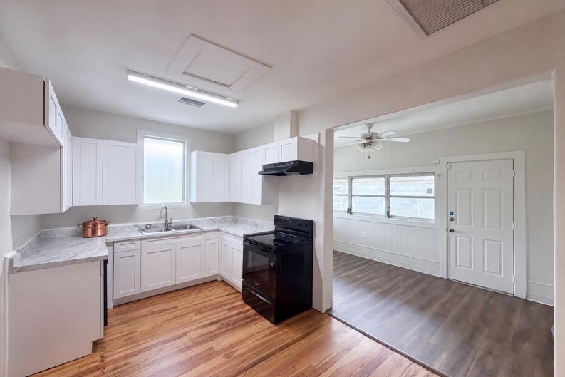 Photo 17 of 27 of 4805 Coronet Rd, Plant City, FL