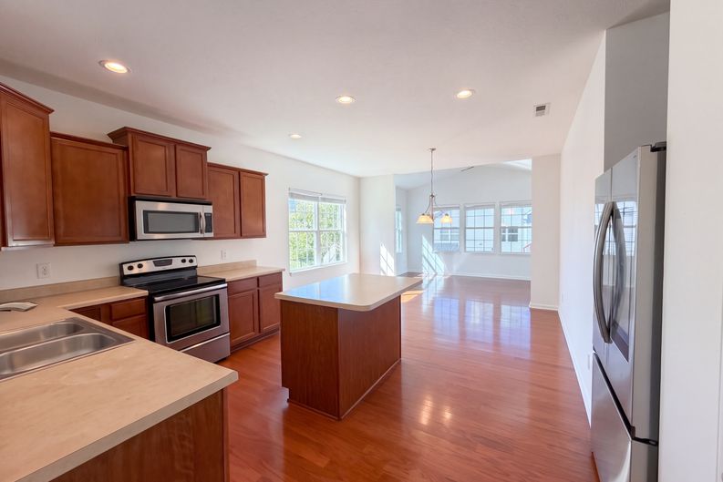 Photo 7 of 31 of 4128 Ballybay Ln, Indianapolis, IN