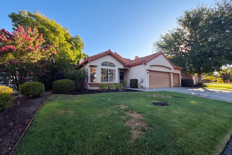 Photo 27 of 44 of 5344 Swindon Rd, Rocklin, CA
