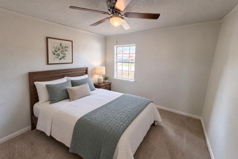 Photo 20 of 21 of 912 S 23rd St, Nederland, TX