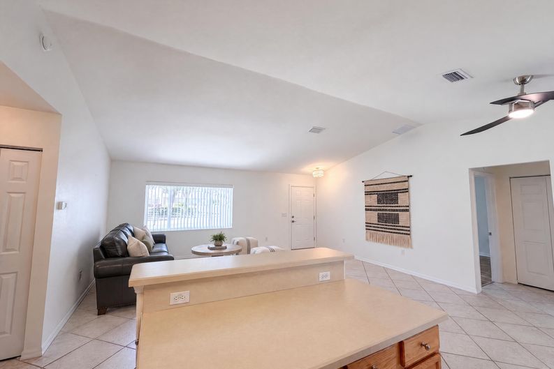 Photo 7 of 25 of 14280 SE 85th Ave, Summerfield, FL