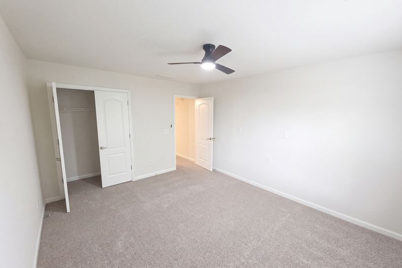 Photo 12 of 100 of 809 Arbor Way, Loganville, GA