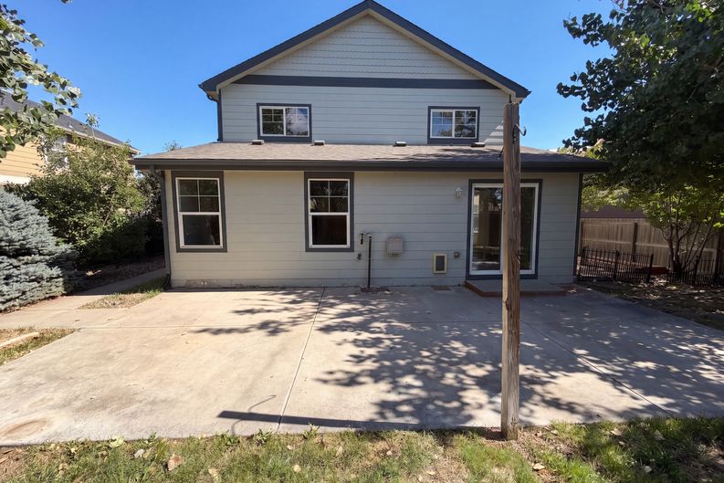 Photo 5 of 34 of 886 Sagebrush Dr, Brighton, CO