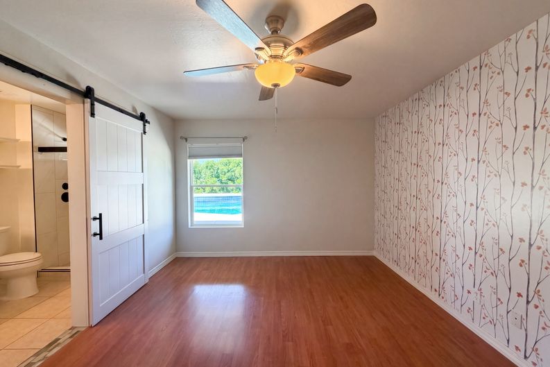 Photo 11 of 22 of 3028 E Marilyn Rd, Phoenix, AZ