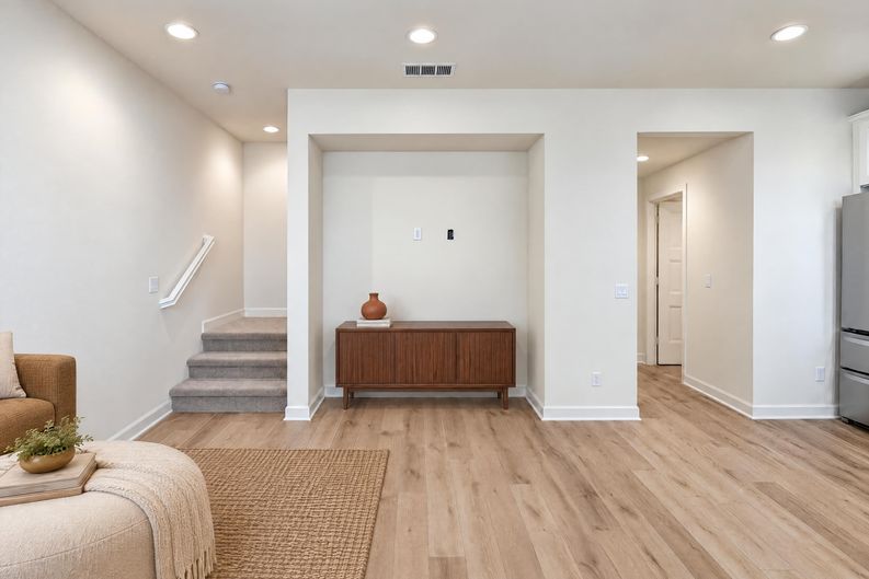 Photo 5 of 21 of 125 Lantana Dr, Stanton, CA