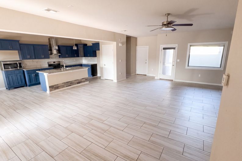 Photo 3 of 20 of 2801 Maria Casas St, El Paso, TX