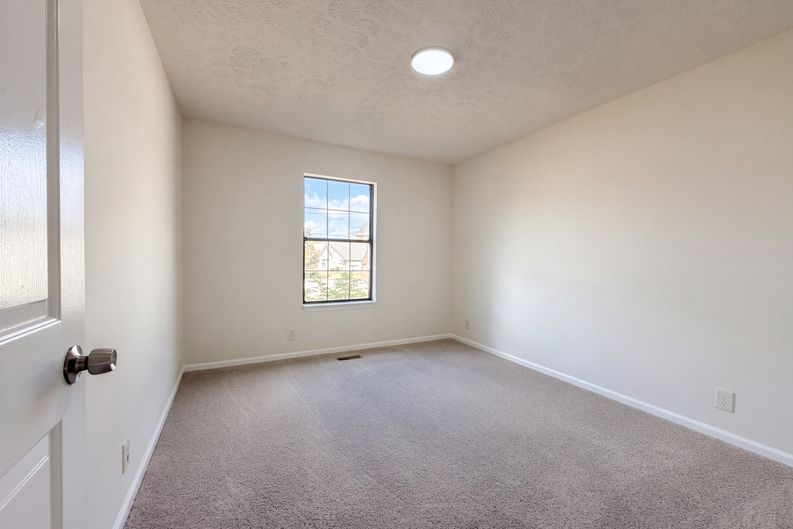 Photo 10 of 15 of 3441 Bridgeton Cv, Antioch, TN