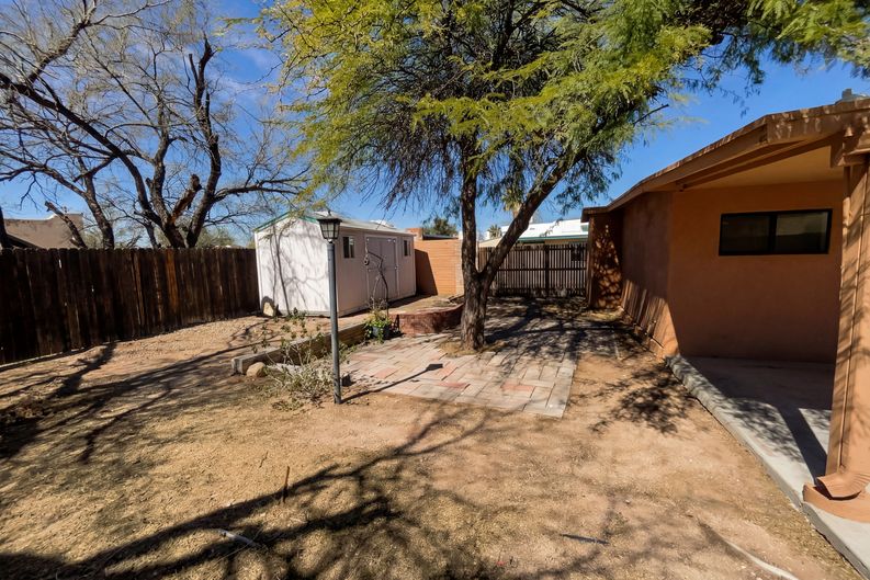 Photo 20 of 21 of 643 N Catalina Ave, Tucson, AZ
