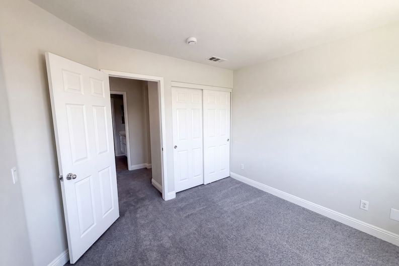 Photo 31 of 33 of 1265 Lavender Ln, Hemet, CA