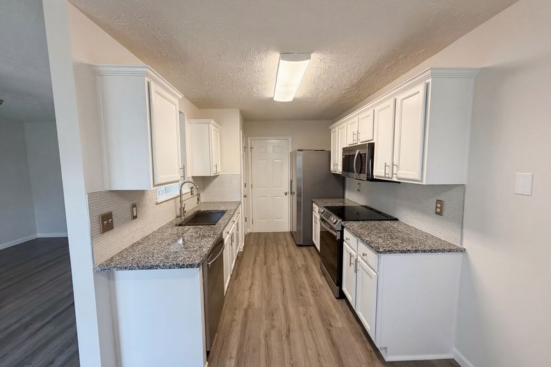 Photo 7 of 23 of 258 Alcovy Walk Dr, Lawrenceville, GA