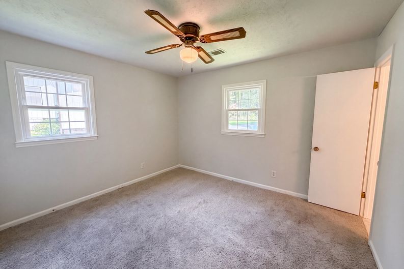 Photo 13 of 34 of 2310 McEachern School Rd, Powder Springs, GA