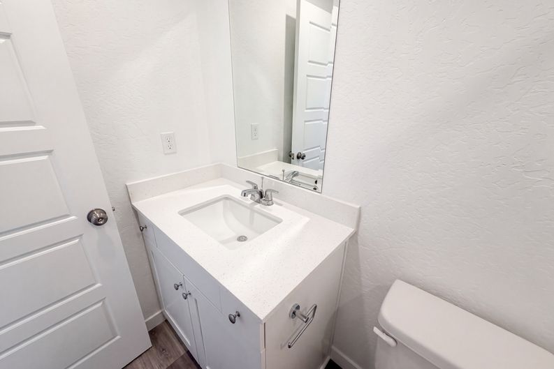 Photo 13 of 17 of 4496 Bellaire Ave, Clovis, CA