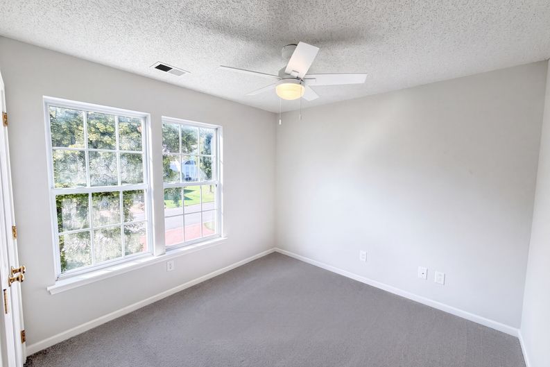 Photo 12 of 21 of 3016 Wyntree Ct, Matthews, NC