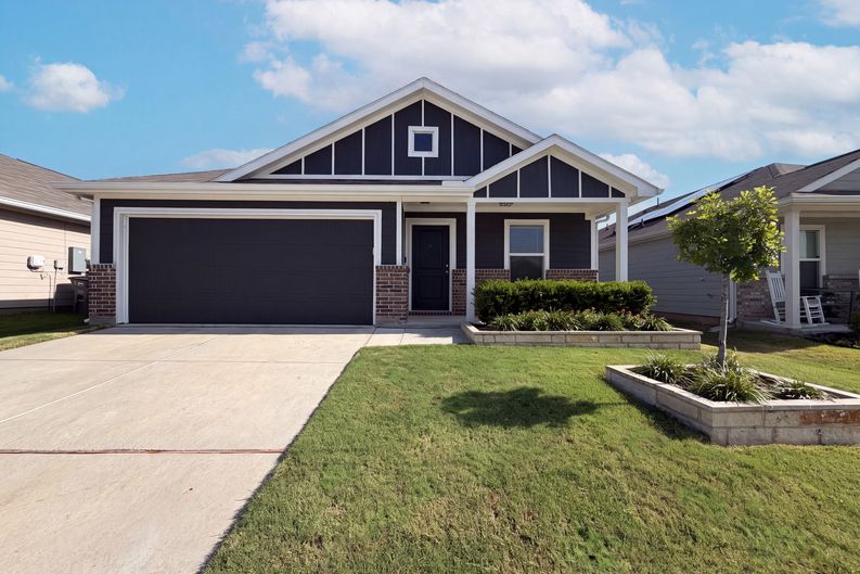 Photo 23 of 26 of 408 Riverside Dr, Princeton, TX