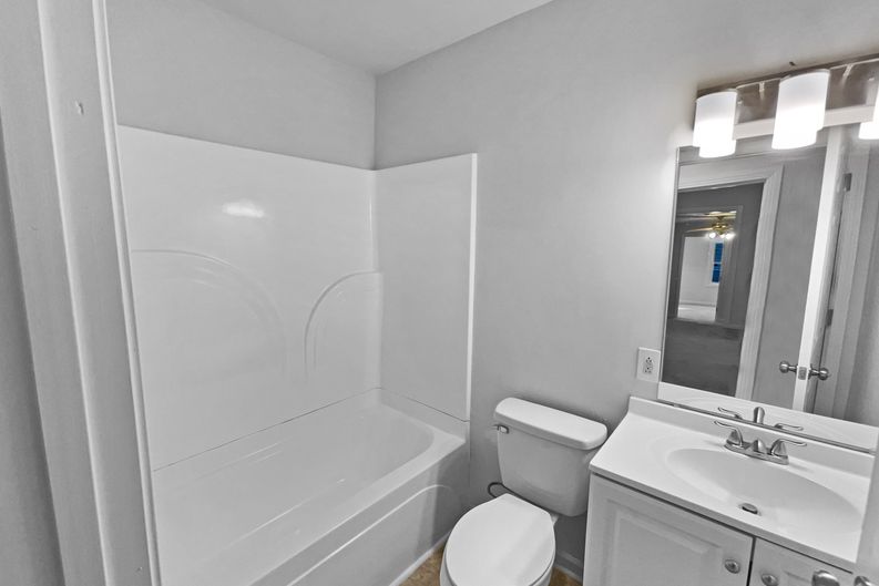Photo 6 of 28 of 4028 Catalpa Ave, Knoxville, TN