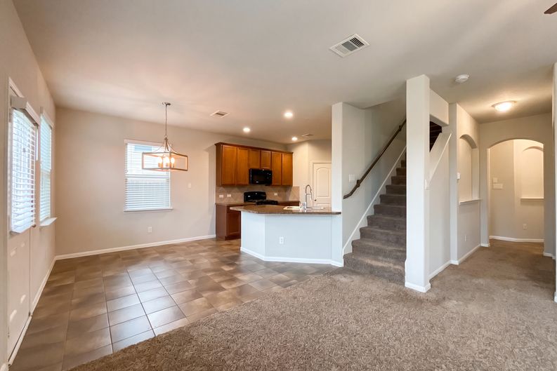 Photo 7 of 20 of 10310 Lake Huron Dr, Humble, TX