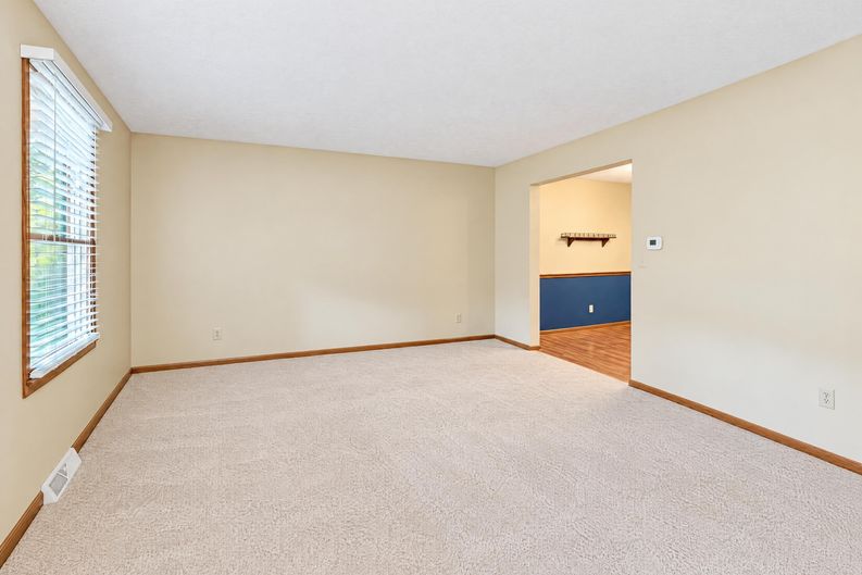 Photo 8 of 43 of 453 Carruthers Rd, Tallmadge, OH