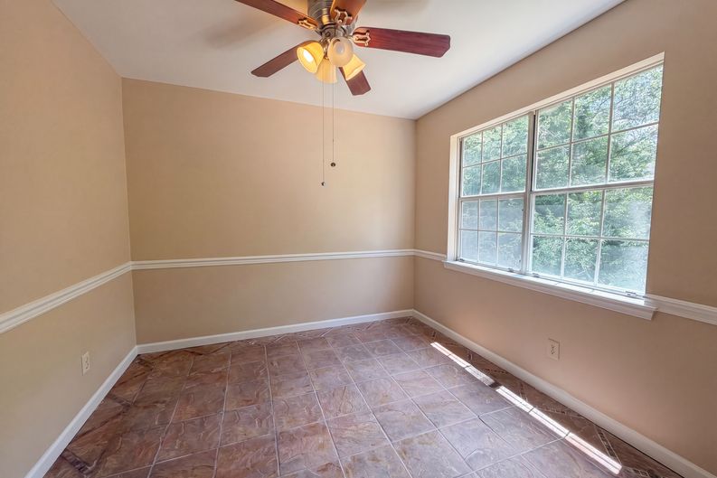 Photo 14 of 21 of 2813 Wood Dr NE, Center Point, AL