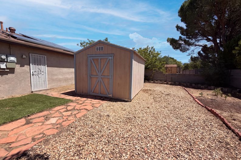 Photo 21 of 22 of 6908 Welton Dr NE, Albuquerque, NM