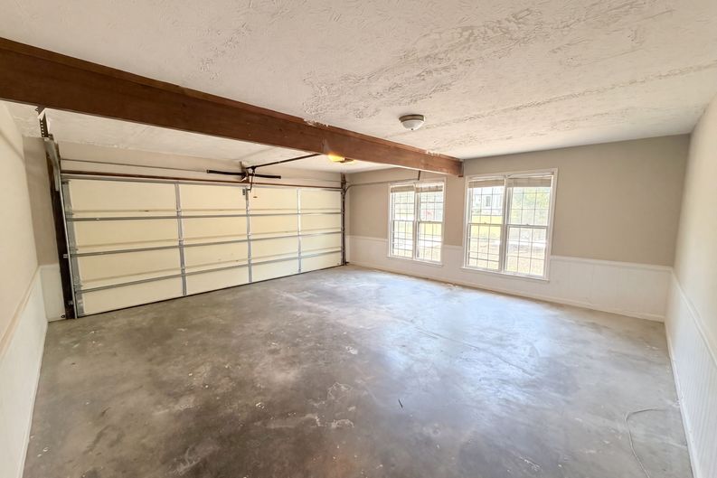 Photo 35 of 46 of 2360 Kimbrough Ct, Atlanta, GA