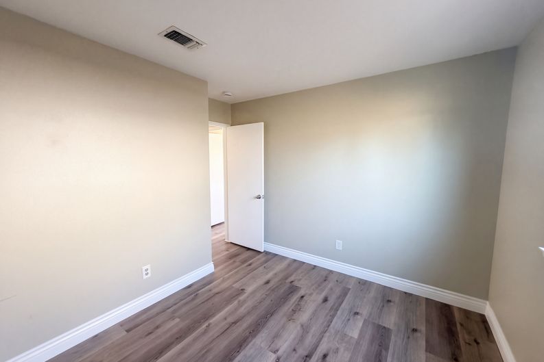 Photo 15 of 49 of 11828 Craw Ave, Chino, CA