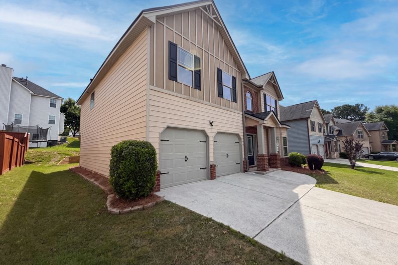 Photo 23 of 27 of 4440 Prather Son Dr, Loganville, GA