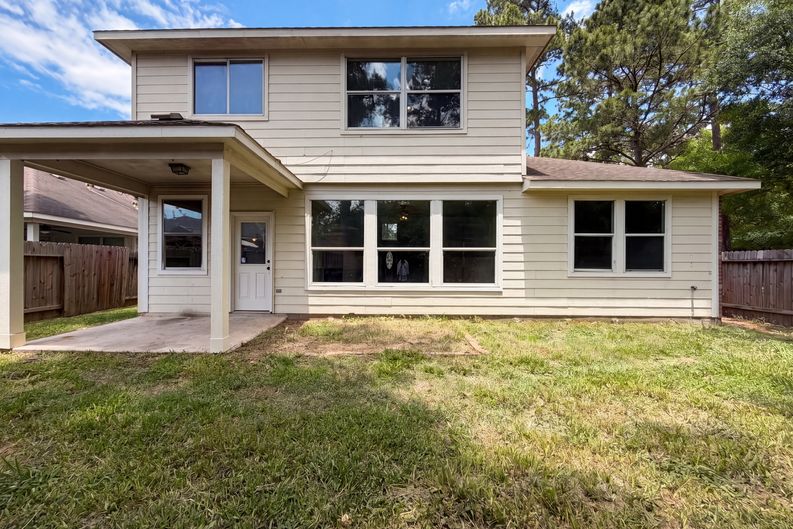 Photo 5 of 23 of 16107 Horseshoe Hill Ct, Cypress, TX
