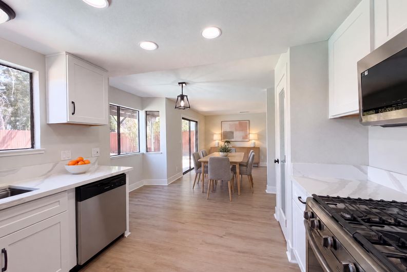 Photo 30 of 46 of 6005 La Castana Way, Sacramento, CA